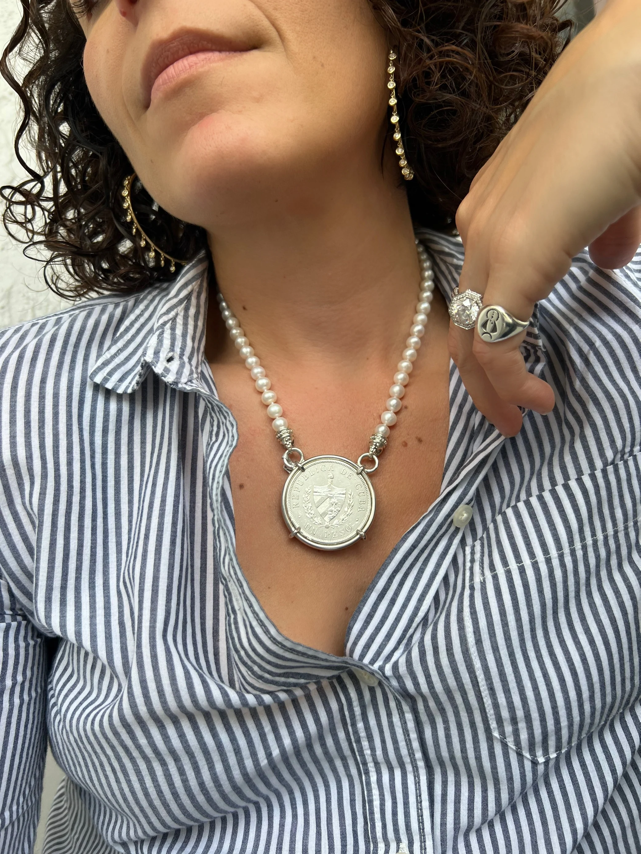 Large Cuban Crest Pendant - Image 3