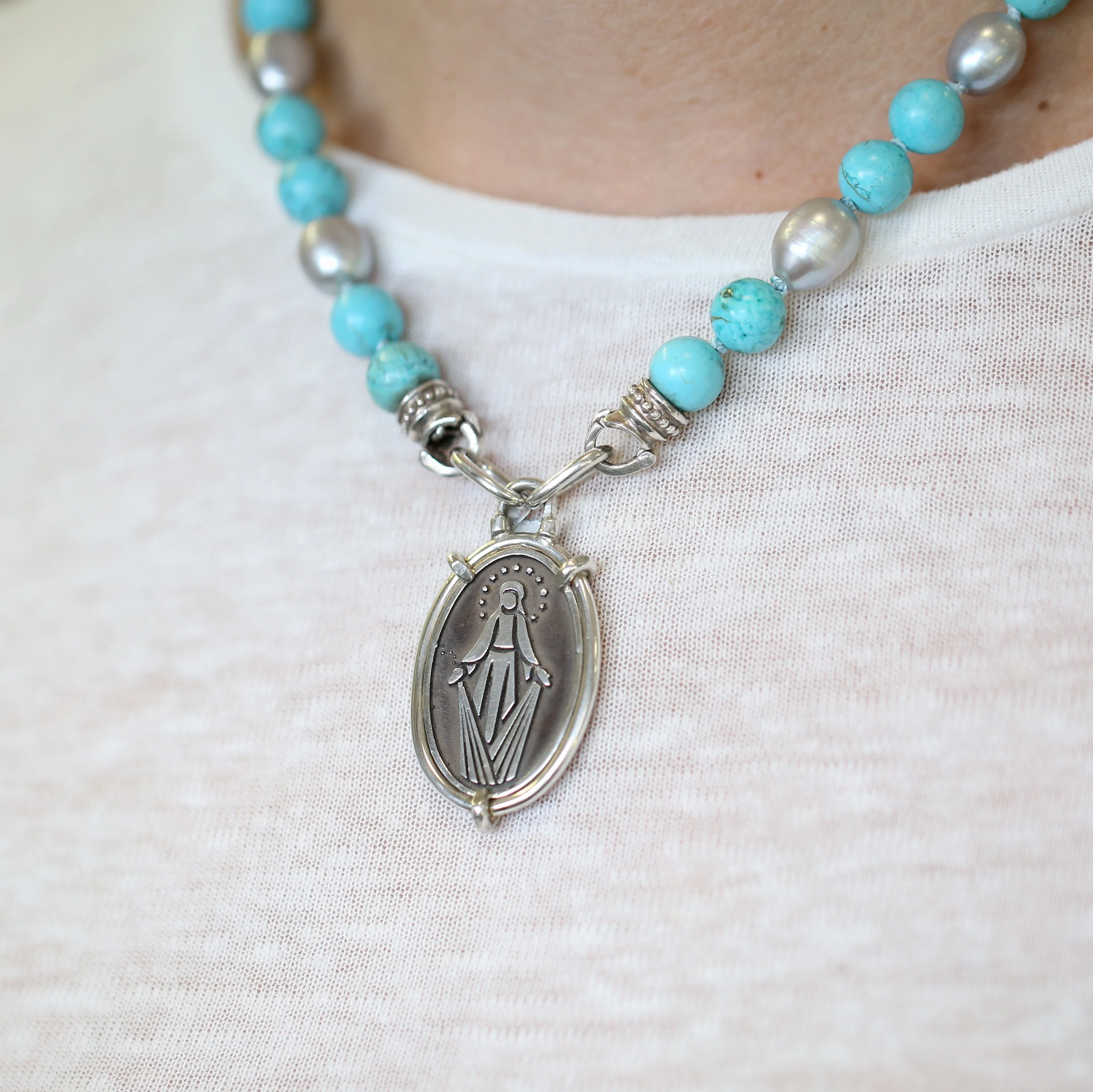 Oval Miraculous Virgen Medal Pendant - Image 5